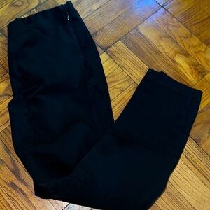 NWOT Uniqlo black pants with zip on the side size: M